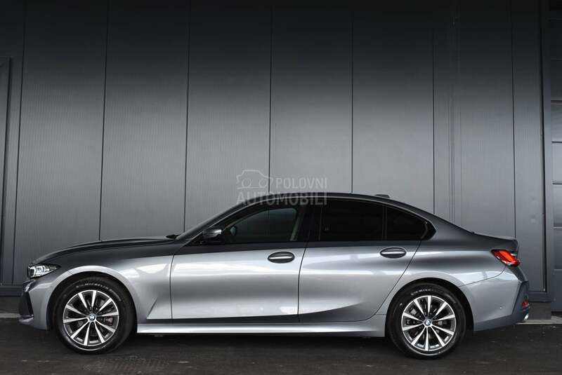 BMW 320 i xDrive AT