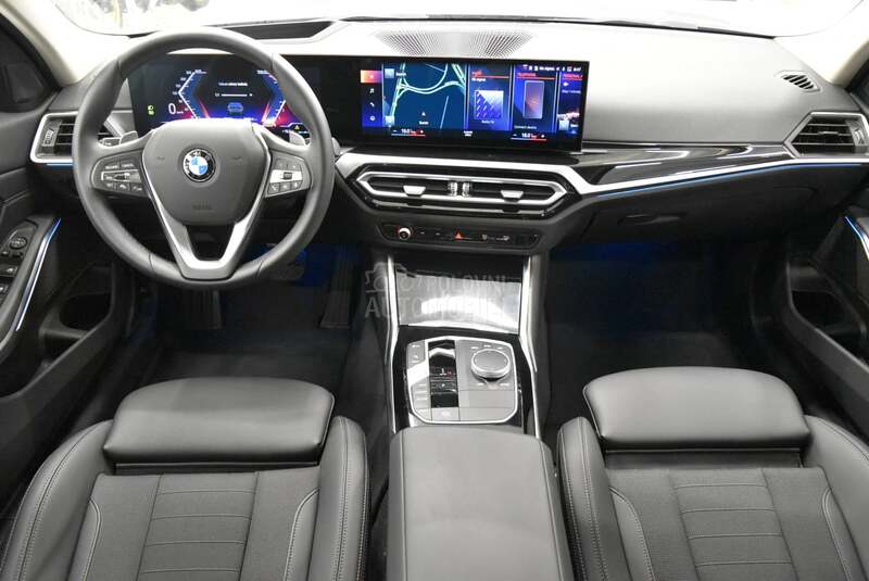 BMW 320 i xDrive AT