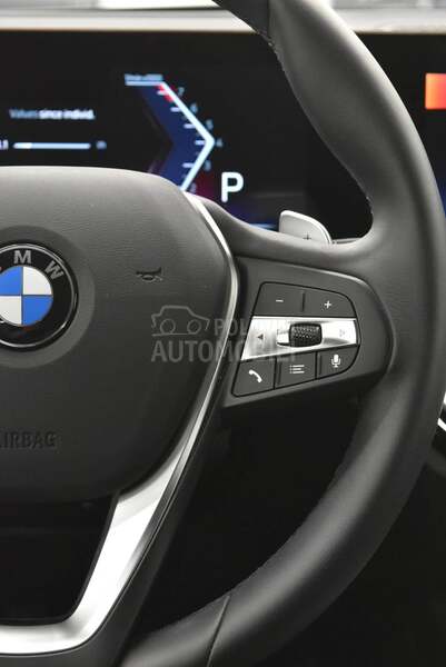 BMW 320 i xDrive AT