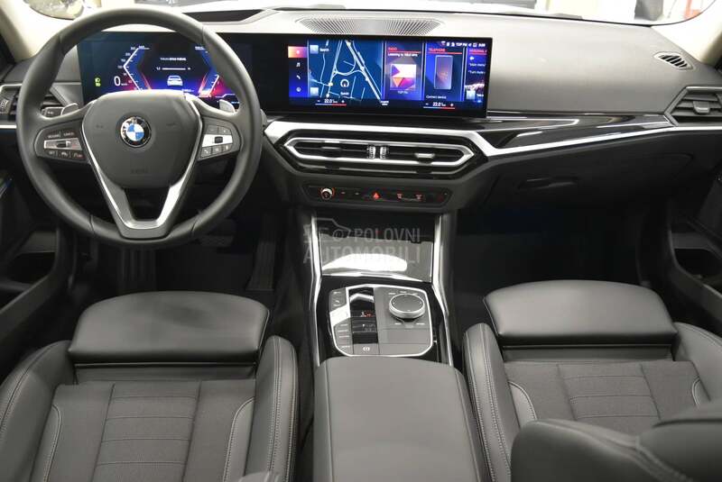 BMW 320 i xDrive AT