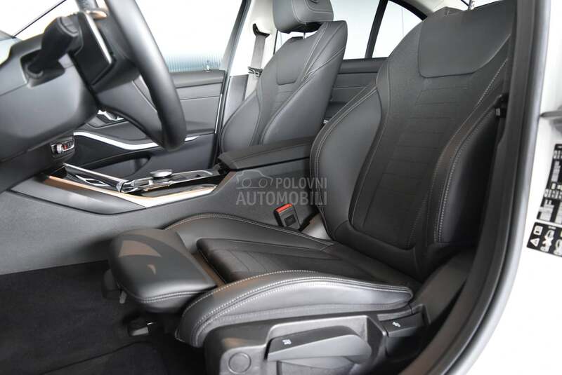 BMW 320 i xDrive AT