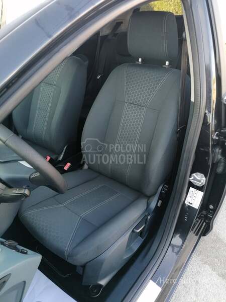 Ford Fiesta 1.4i TITANIUM CH