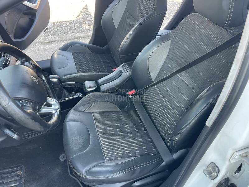 Peugeot 2008 A K C I J A