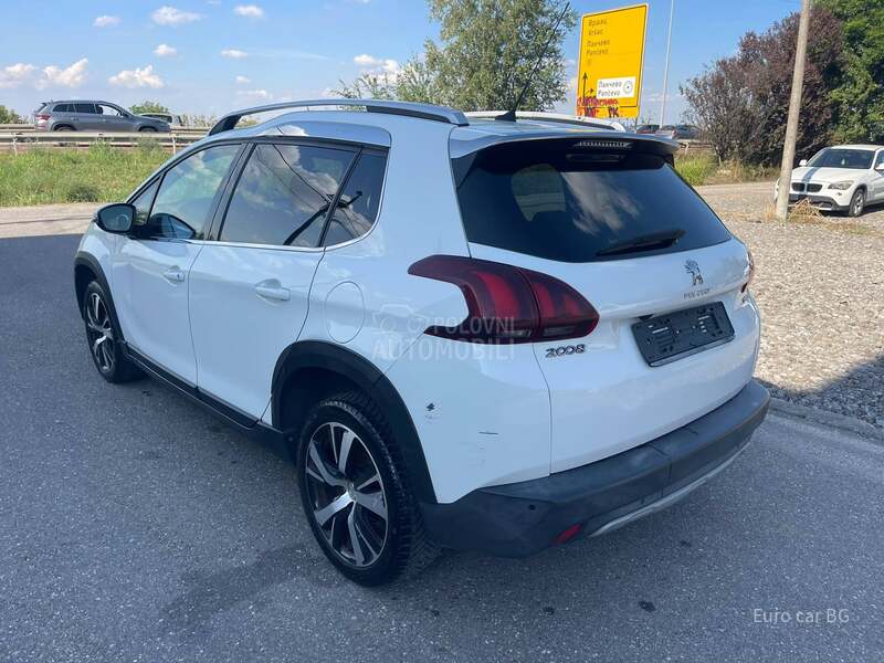 Peugeot 2008 A K C I J A