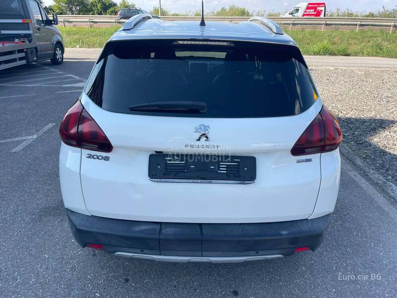 Peugeot 2008 A K C I J A