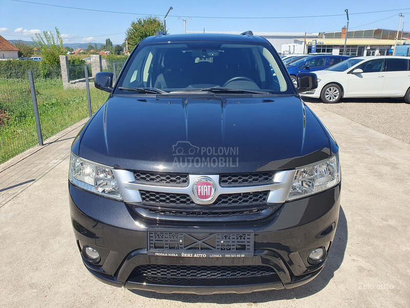 Fiat Freemont 