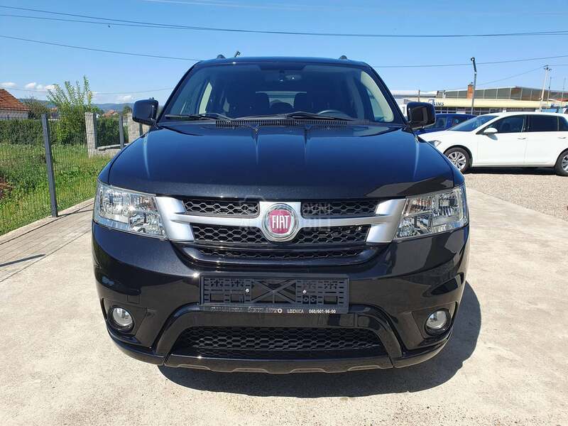 Fiat Freemont 