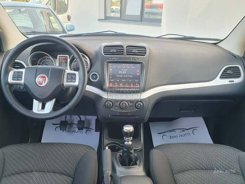 Fiat Freemont 