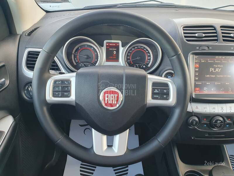 Fiat Freemont 