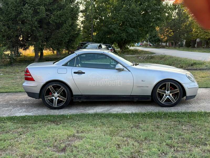 Mercedes Benz SLK 230 