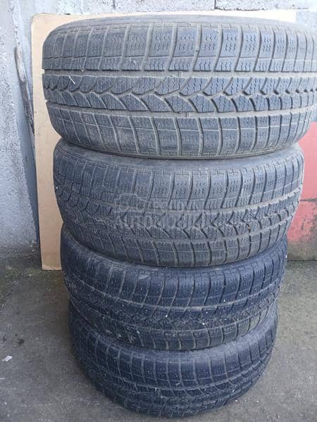 Tigar 215/55 R16 Zimska