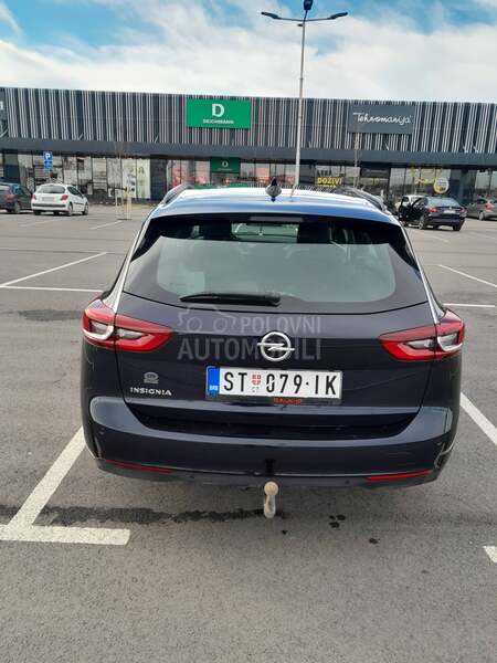 Opel Insignia 1.6