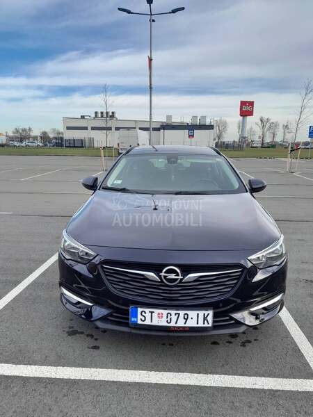 Opel Insignia 1.6