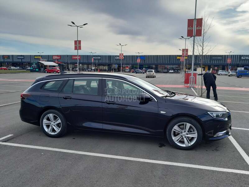 Opel Insignia 1.6
