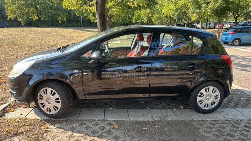 Opel Corsa D 1.4 16V