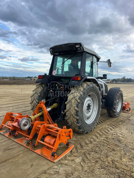Mercedes Benz Unimog Kompaktor