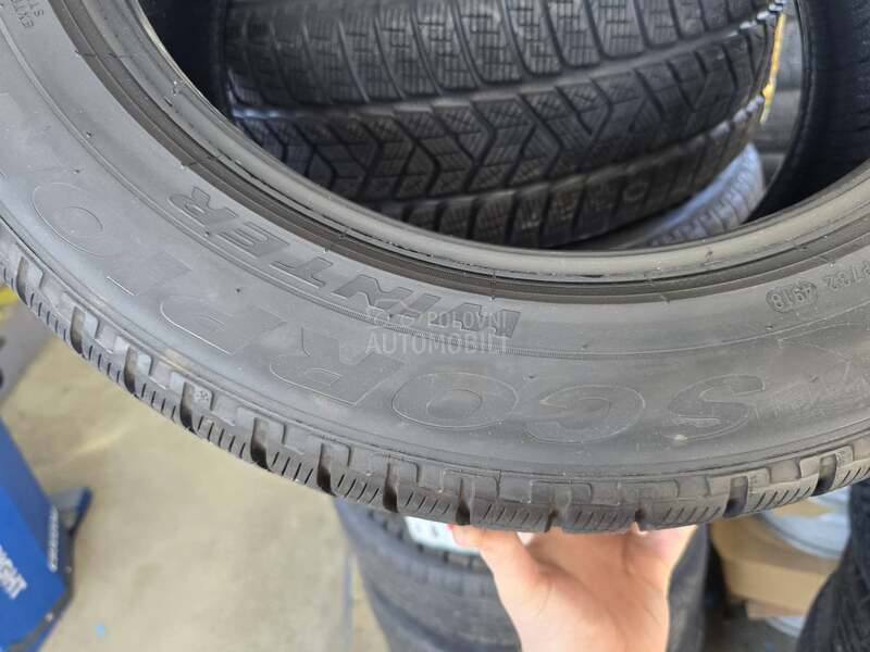 Pirelli 235/55 R18 Zimska