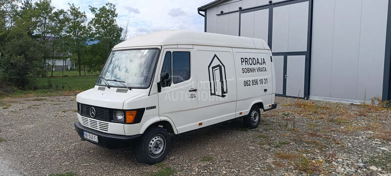 Mercedes Benz 207 207d