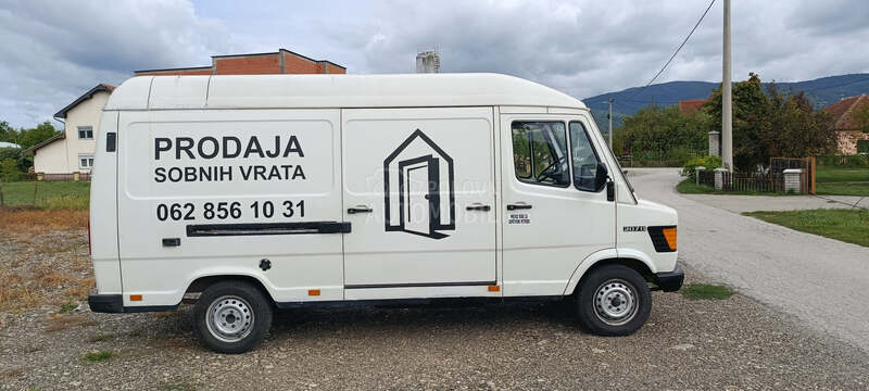 Mercedes Benz 207 207d