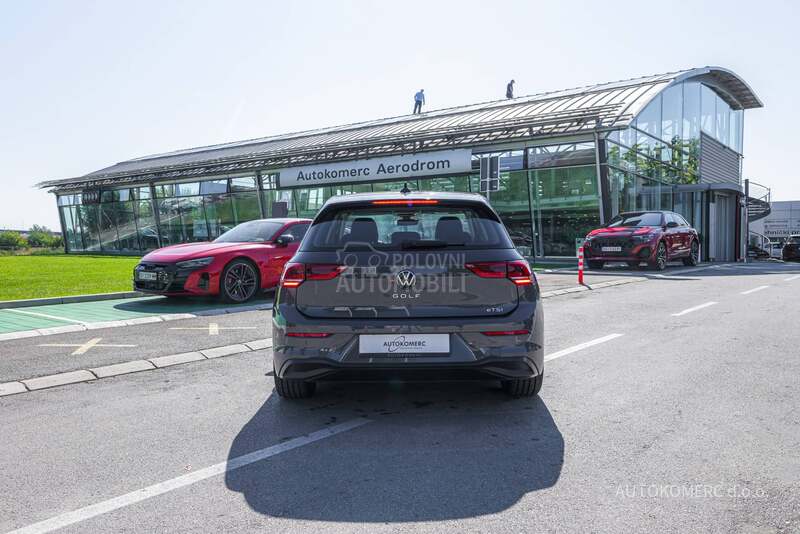 Volkswagen Golf 8 1.5 TSI DSG