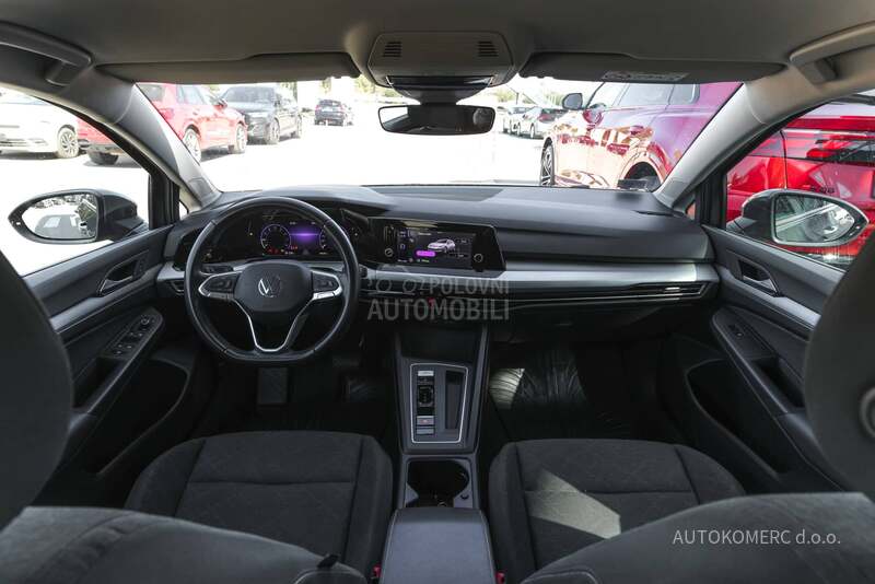 Volkswagen Golf 8 1.5 TSI DSG