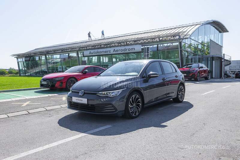 Volkswagen Golf 8 1.5 TSI DSG