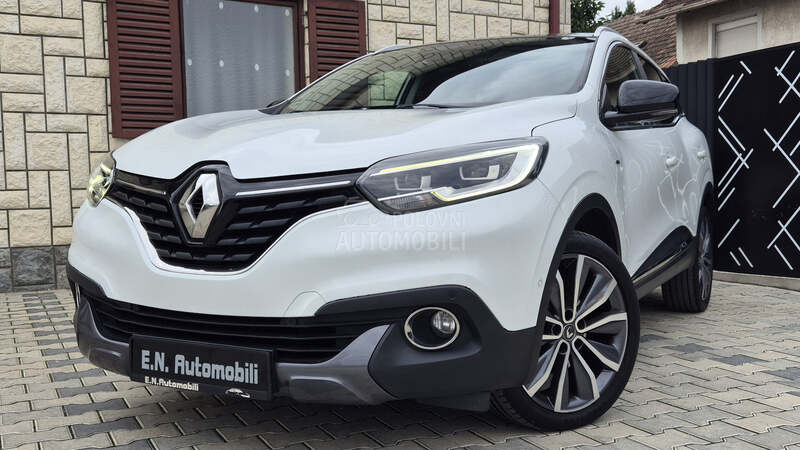 Renault Kadjar // BOSE // L E D //
