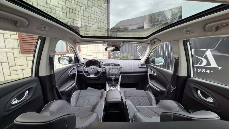 Renault Kadjar // BOSE // L E D //