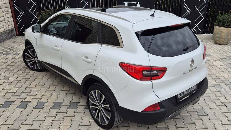 Renault Kadjar // BOSE // L E D //