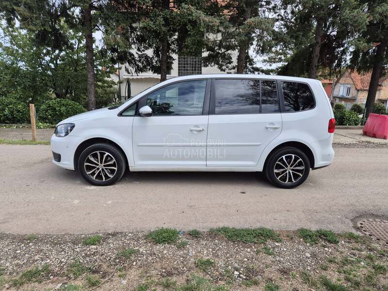 Volkswagen Touran 2.0tdi DSG