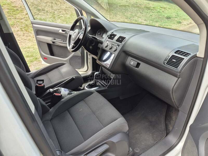 Volkswagen Touran 2.0tdi DSG
