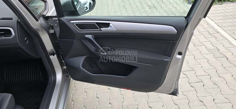 Volkswagen Golf Sportsvan 1.6 TDI D.S.G.