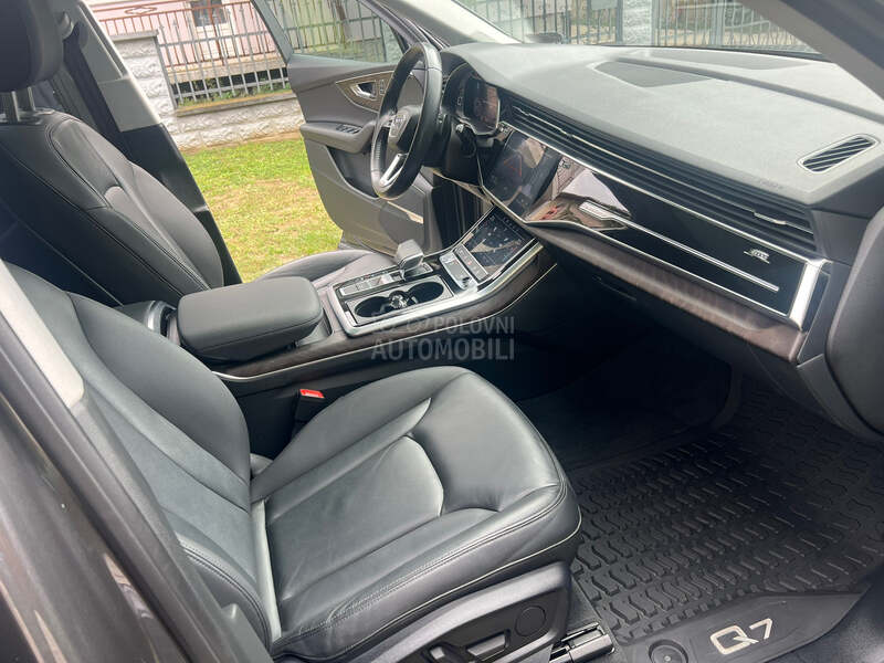 Audi Q7 HIBRID