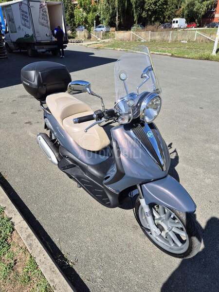 Piaggio Beverly Cruiser 250cc