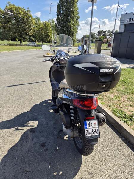 Piaggio Beverly Cruiser 250cc