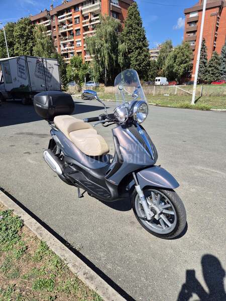Piaggio Beverly Cruiser 250cc