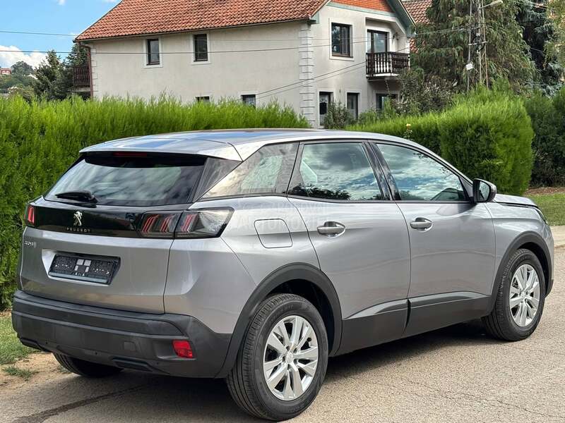 Peugeot 3008 1.5HDI AUT/V.SERV
