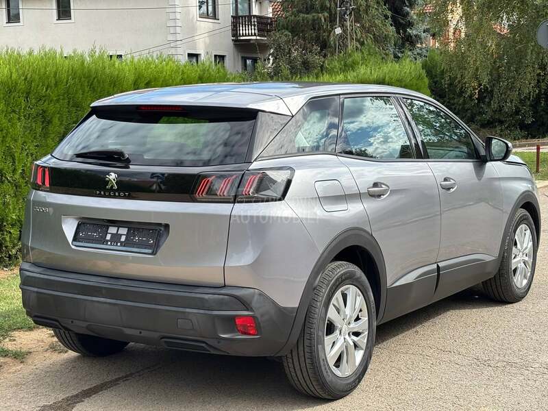 Peugeot 3008 1.5HDI AUT/V.SERV