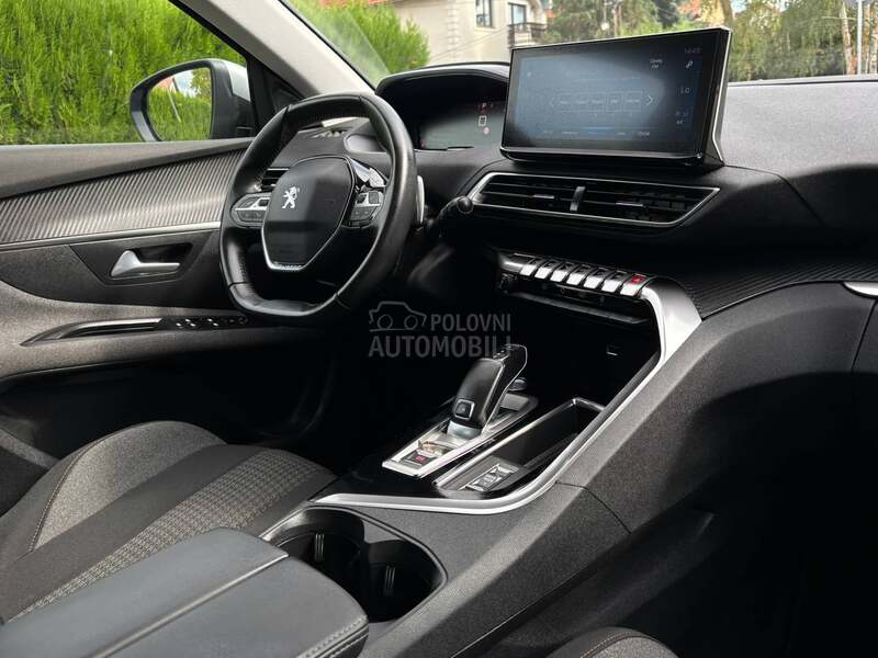 Peugeot 3008 1.5HDI AUT/V.SERV