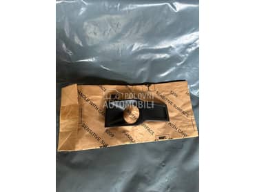 Nosac radara,nosac distronika za Audi Q7 od 2014. do 2019. god.