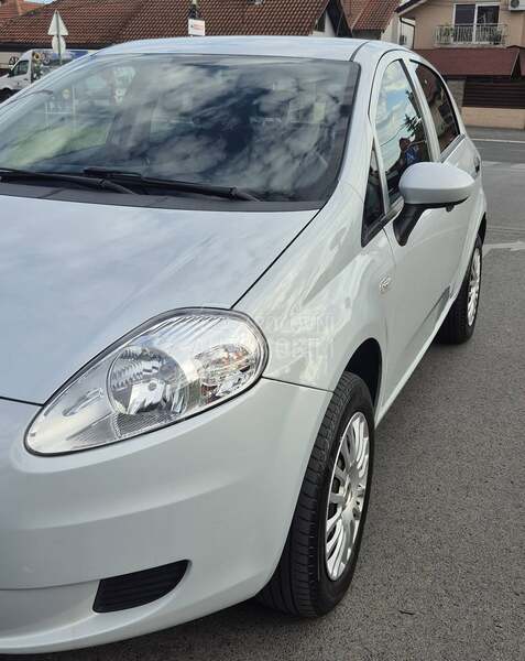 Fiat Grande Punto 1.4 CNG BELA PERLA