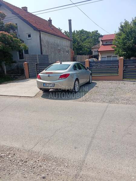 Opel Insignia 2.0.. CDI