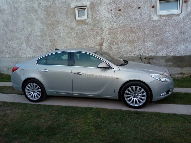 Opel Insignia 2.0.. CDI
