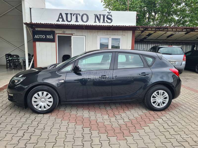 Opel Astra J 1.3 CDTI ENJOY