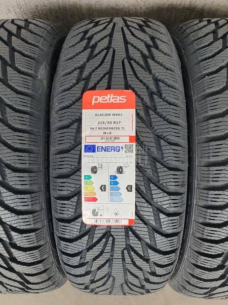 Petlas 215/55 R17 Zimska
