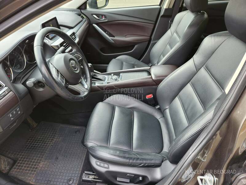 Mazda 6 2.2 REVOLUTION A/T