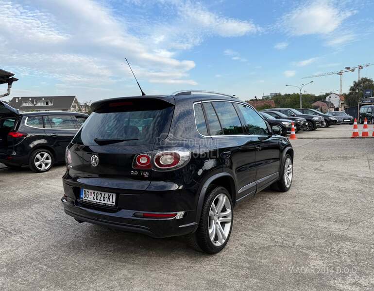 Volkswagen Tiguan 2.0 TDI R-LINE 4X4