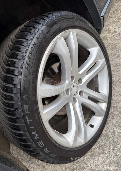 Volkswagen Tiguan 2.0 TDI R-LINE 4X4