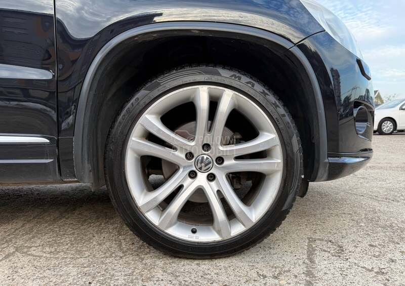 Volkswagen Tiguan 2.0 TDI R-LINE 4X4