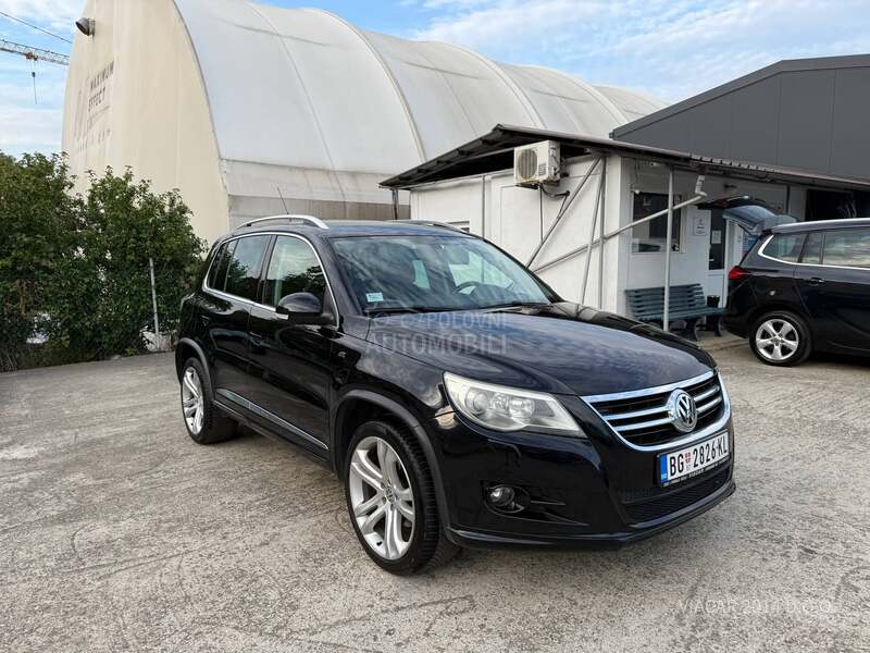 Volkswagen Tiguan 2.0 TDI R-LINE 4X4
